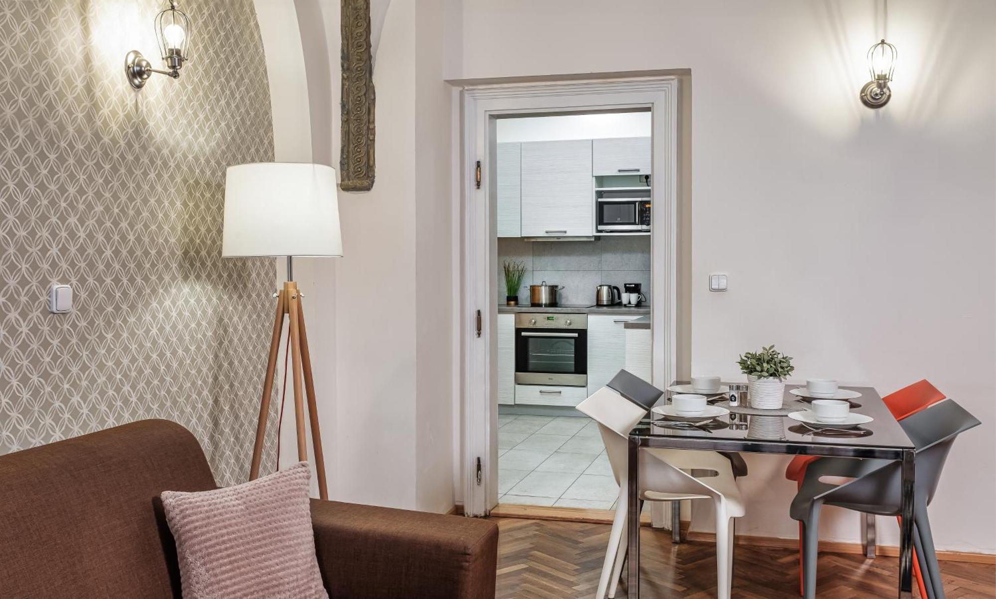 7 Tales Apartments By Adrez Praha Bagian luar foto