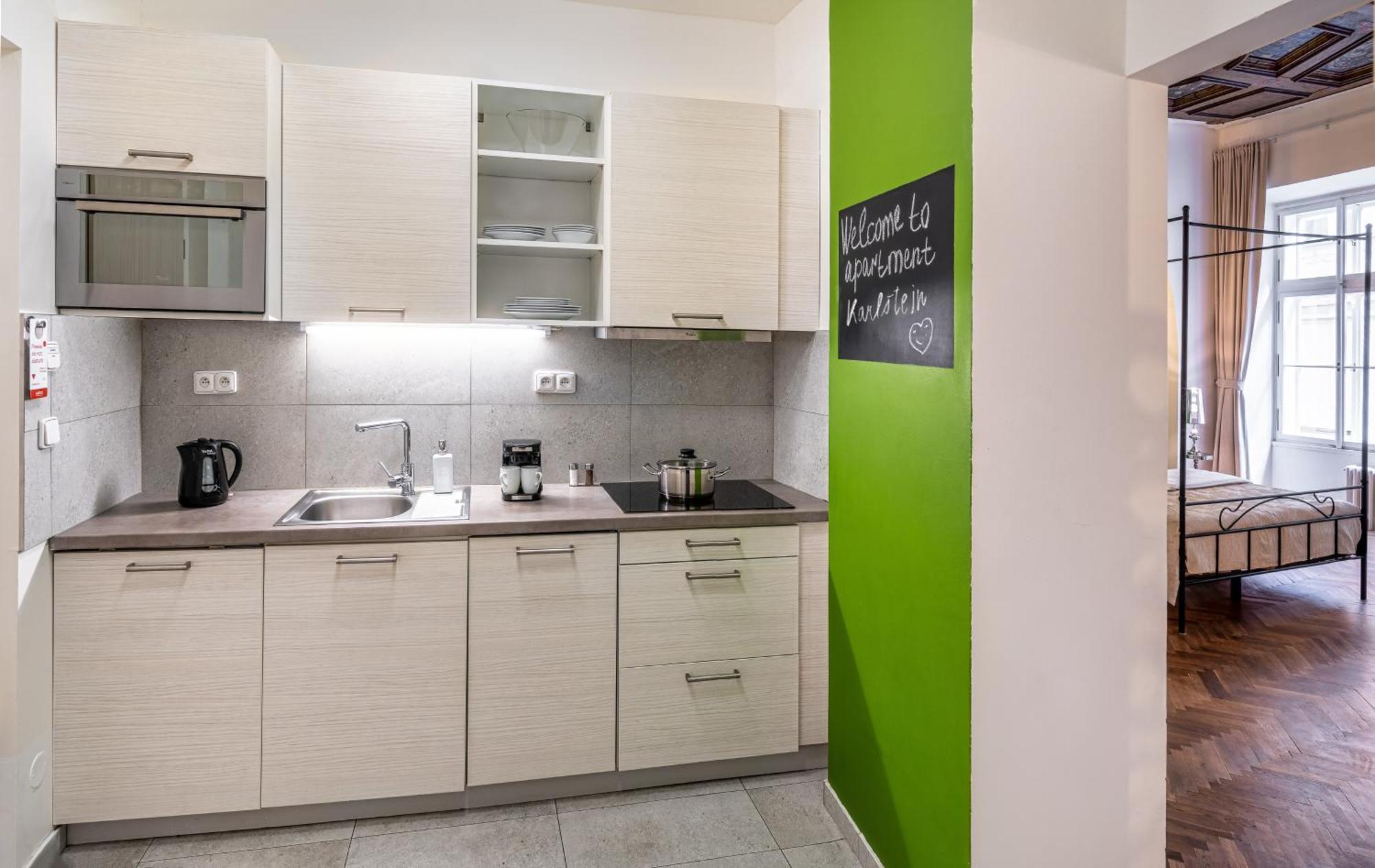 7 Tales Apartments By Adrez Praha Ruang foto